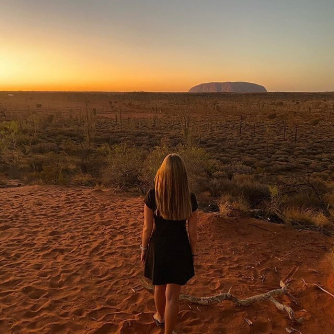 エアーズロックの眺め