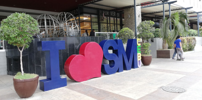 セブ島：SMシティーモール