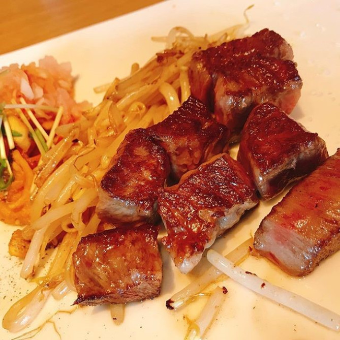 鉄板焼 摩天楼