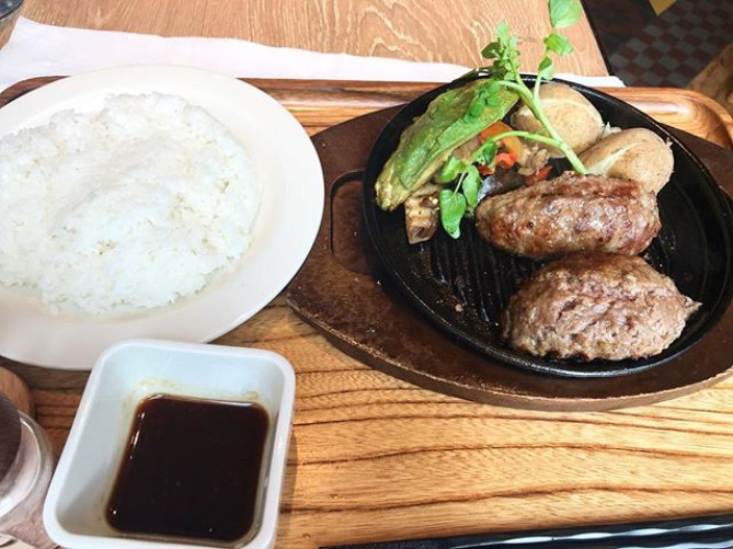 いしがまやハンバーグ