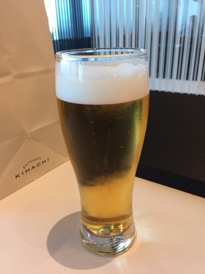ANA SUITE LOUNGEでサーブされるビール