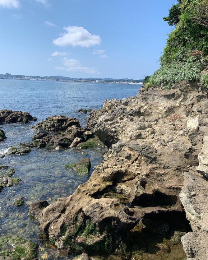 透明度が高くて美しい海
