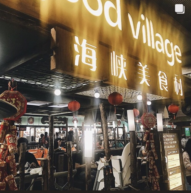 シンガポール空港のフードコート
