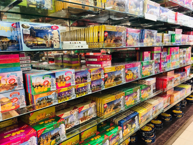 ばらまき土産探しが楽しいムスタファセンター