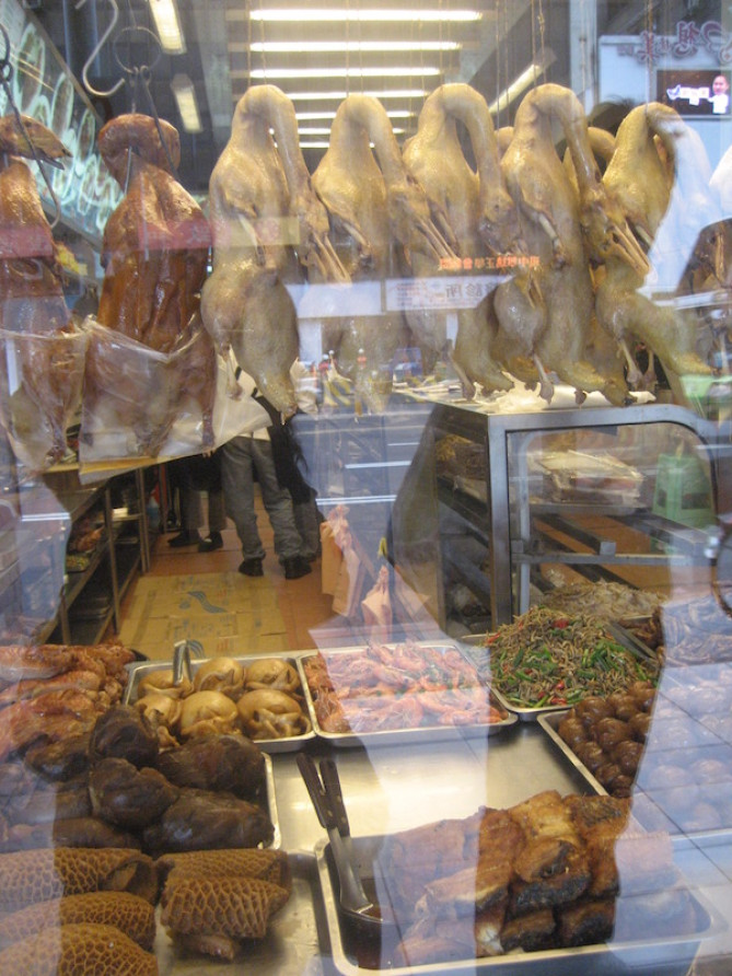 鳥の姿焼きは何度見ても衝撃です（笑）！！