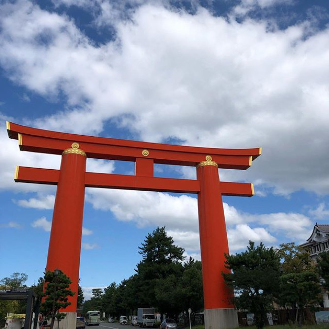 平安神宮の大鳥居