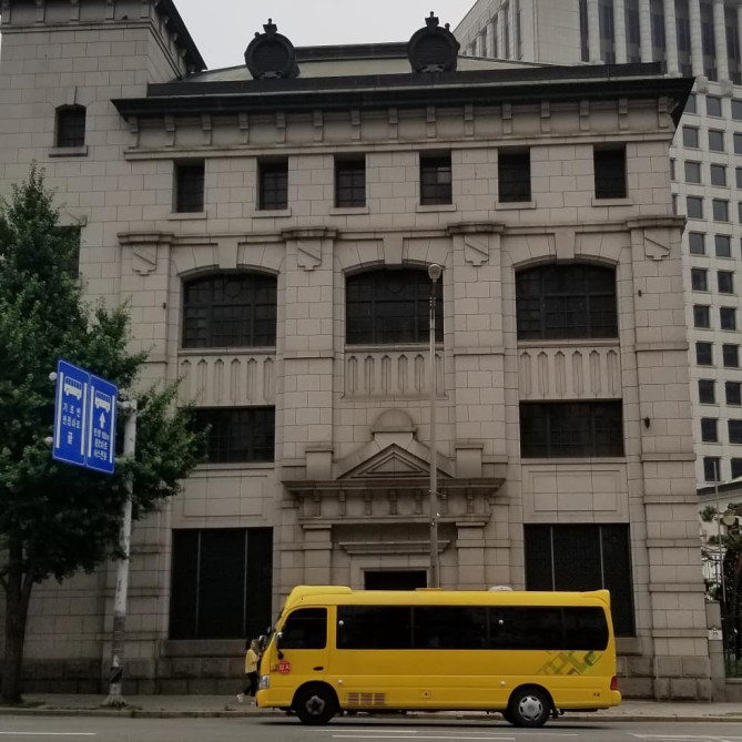 ソウルの街を循環するバス