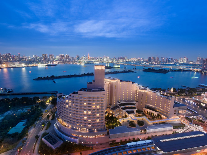 「はとバス」と「スカイバス東京」