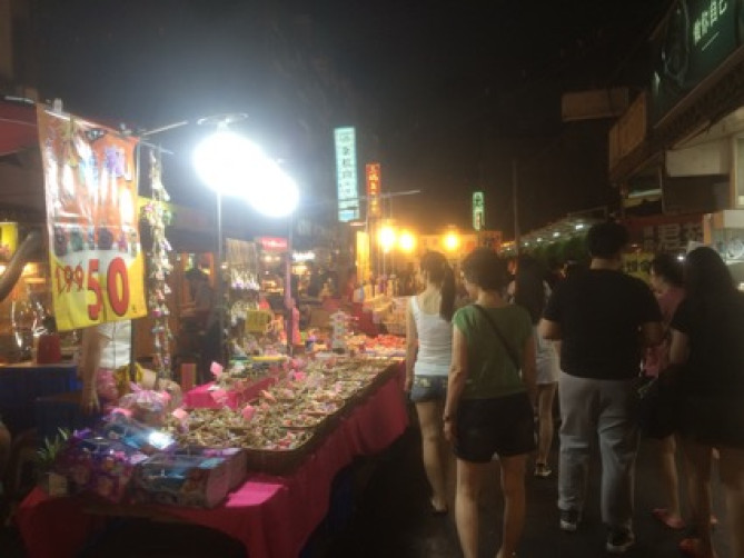 夜市の様子