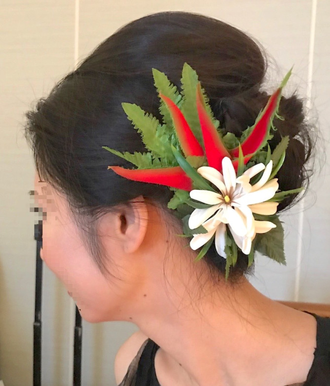 ハワイの髪飾り