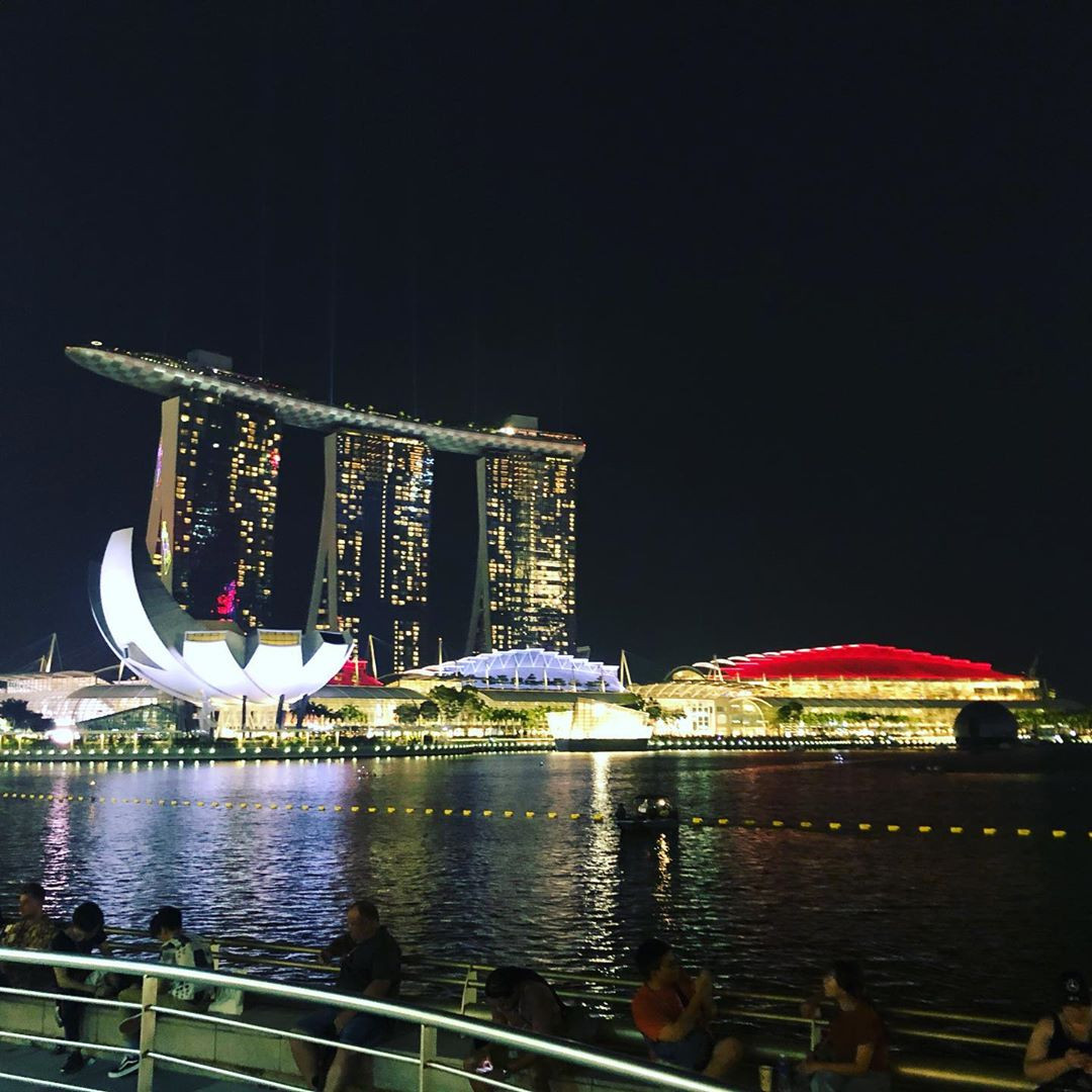 最新 シンガポールの夜景スポット7選 おすすめ観賞場所 エンターテイメント情報