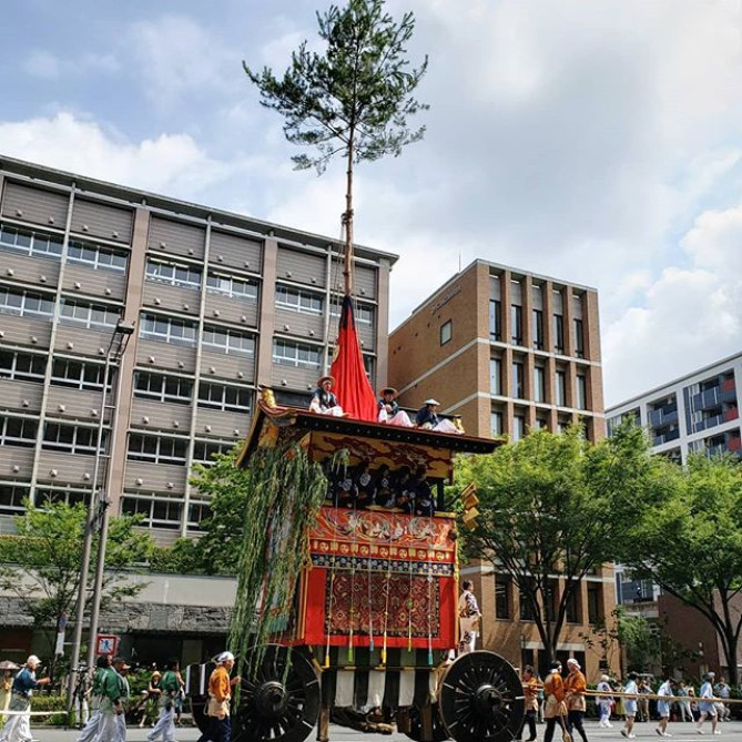 祇園祭の後祭の様子