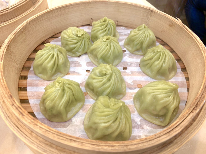 烏龍茶小籠包