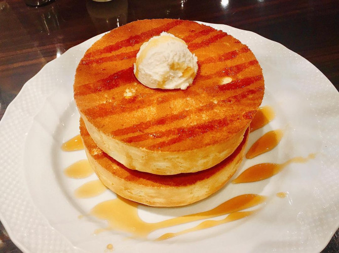 星乃珈琲店の窯焼きスフレパンケーキ