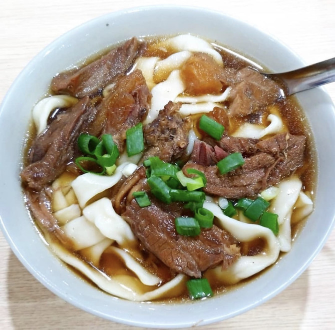 建宏牛肉麺