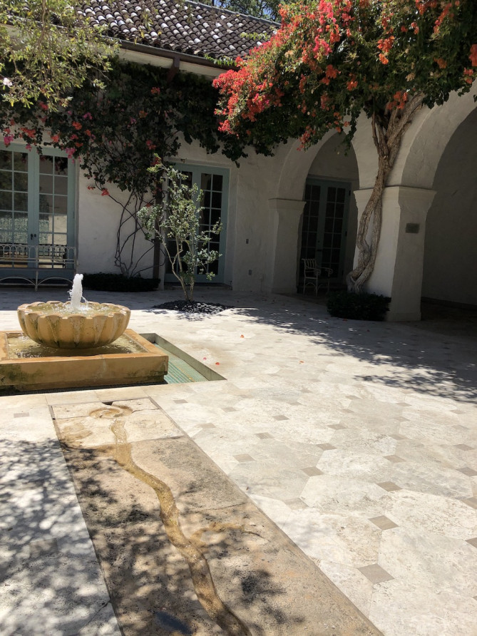 ホノルル美術館の中庭・オリジナル画像