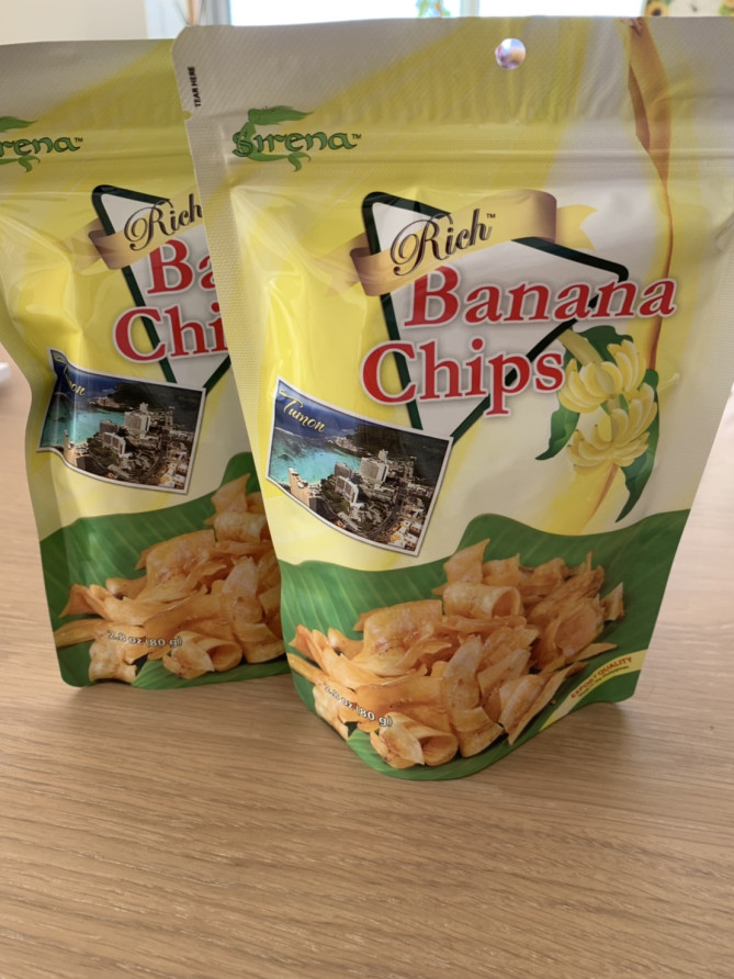 バナナチップス