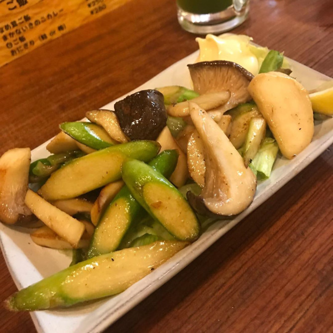 きのこ料理　きのこ