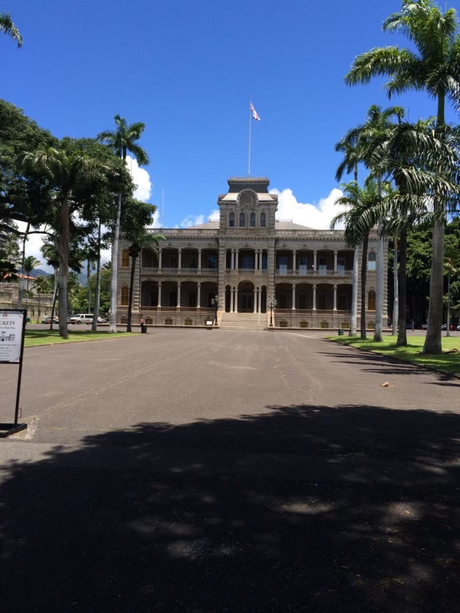 イオラニ宮殿正面