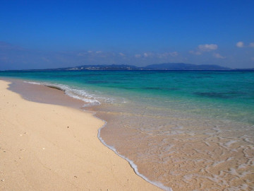 【月別】沖縄旅行におすすめの服装まとめ！気温に合わせたコーディネートで沖縄を満喫！