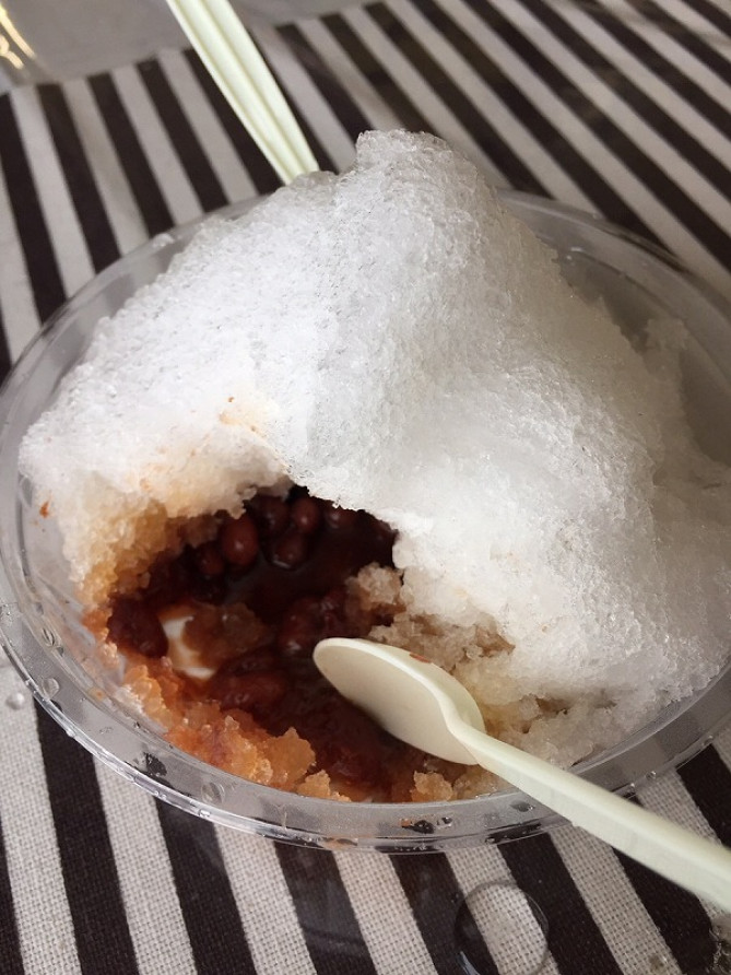 沖縄育ち名物かき氷「ぜんざい」