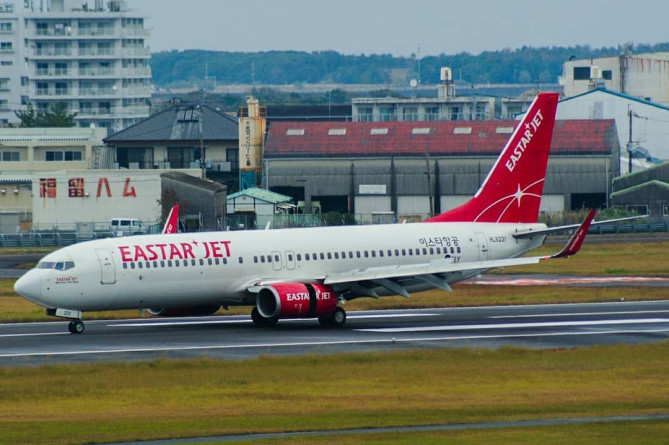 イースター航空の飛行機