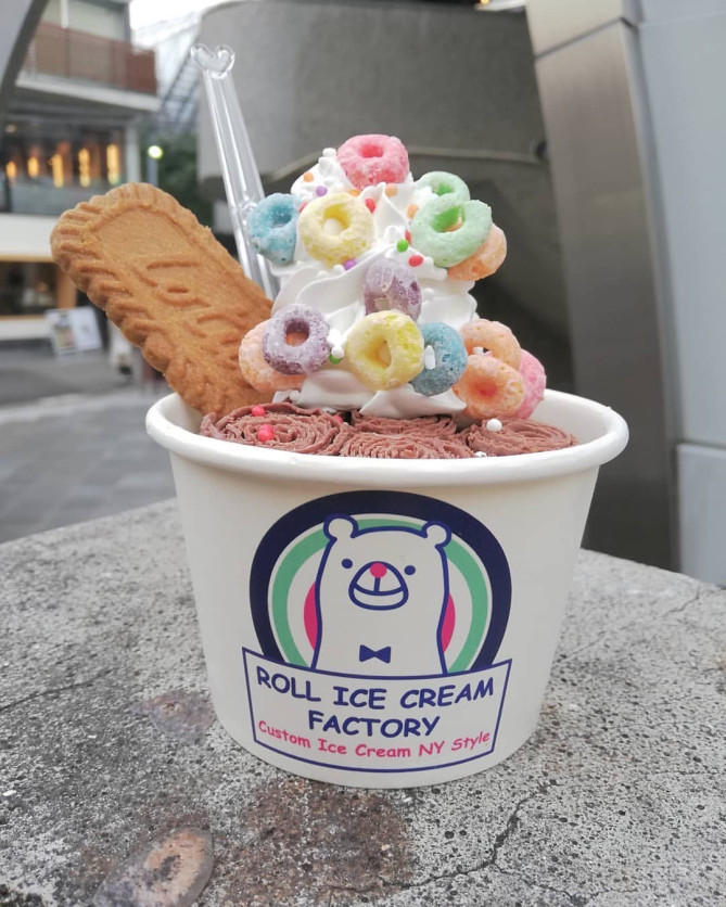ロールアイスクリームファクトリー