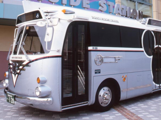 ディズニークルーザー、ディズニーリゾートライン Amazon.co.jp: ディズニーシー 10周年記念ディズニーリゾート