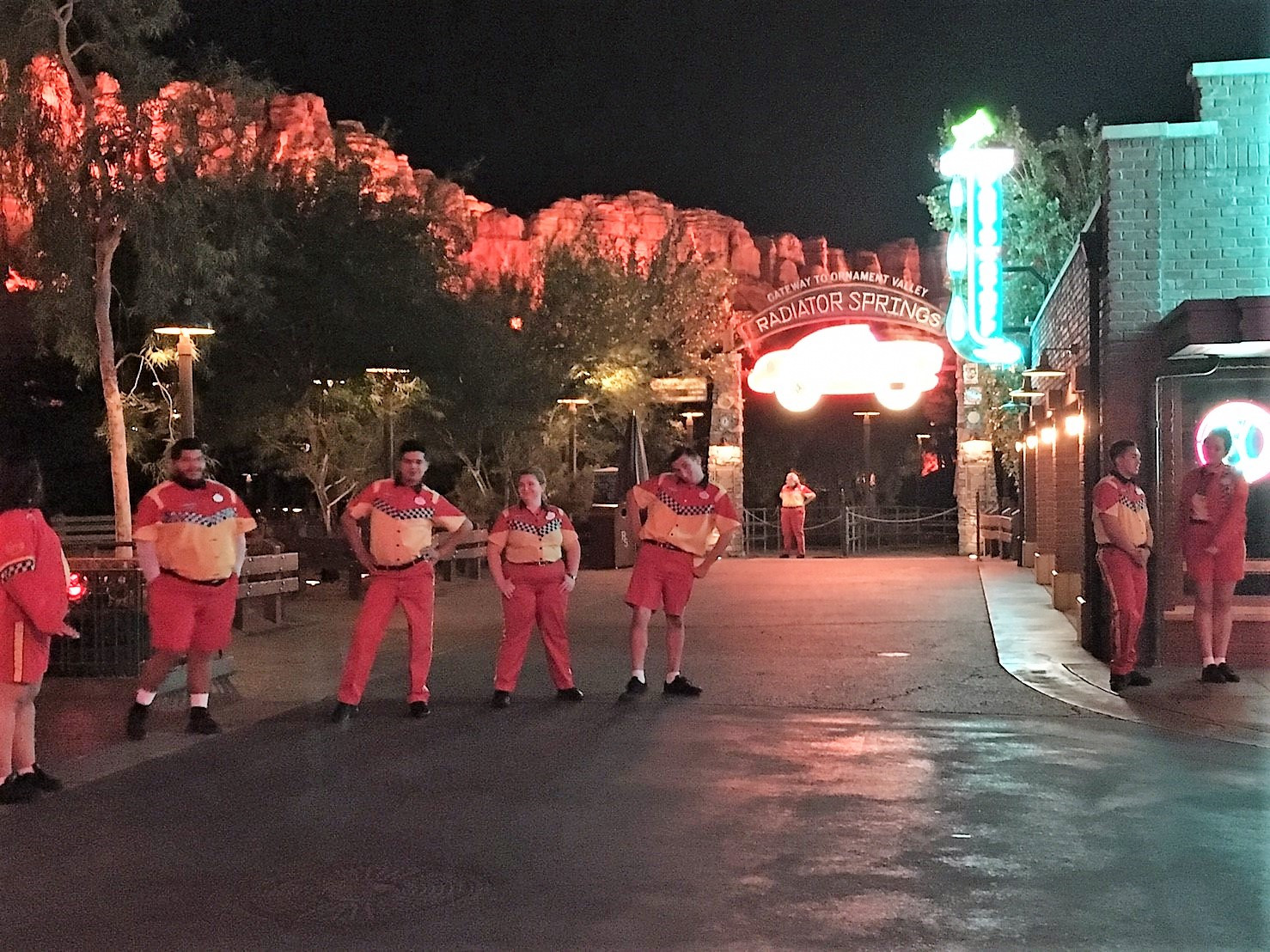 カーズ　ディズニーランドUS カーズランド ラジエータースプリング レーサー ラジエーター・スプリングス・レーサー