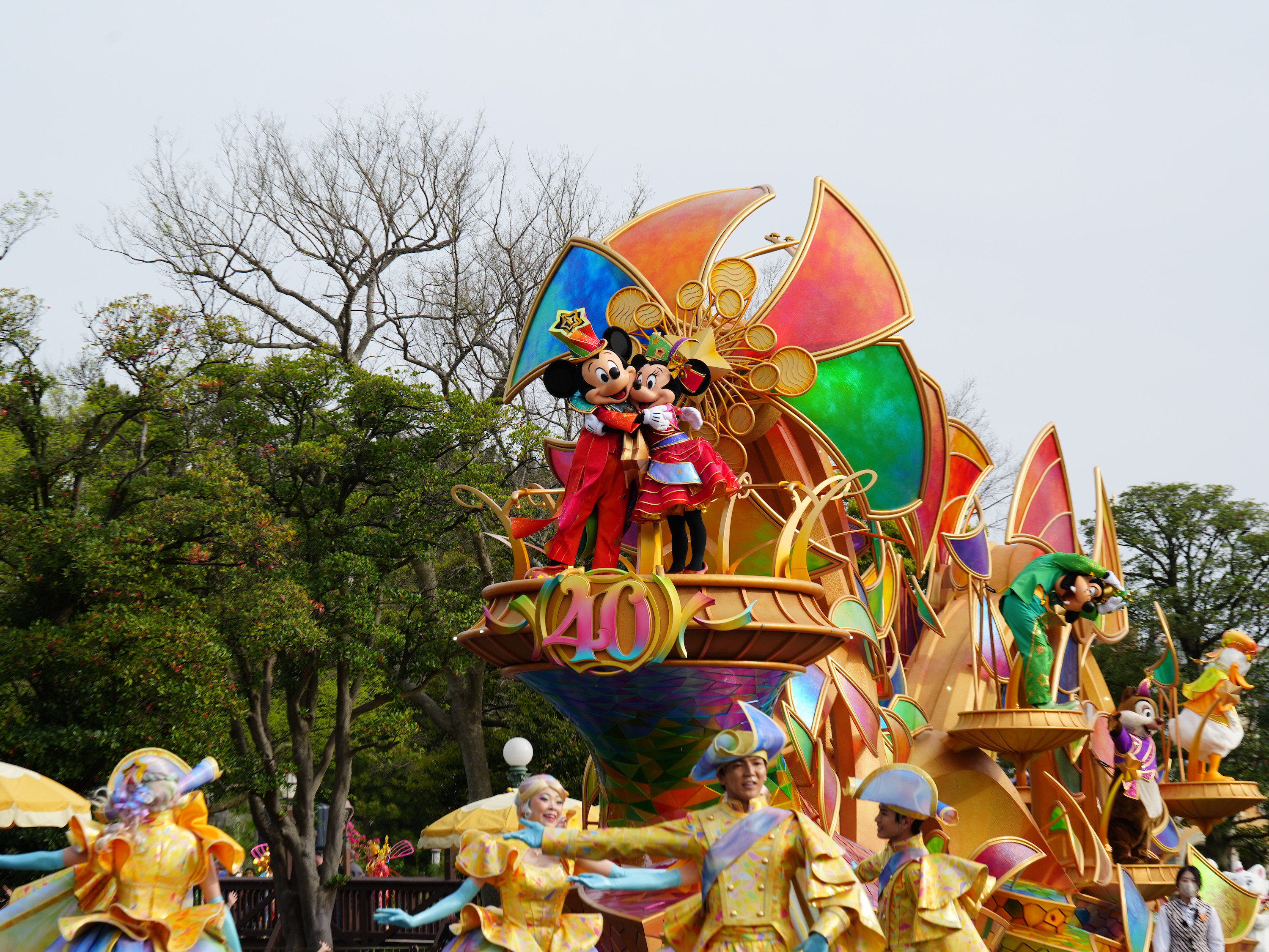 神戸市、たつの市で受取可】ディズニー センターピース パレードシーン